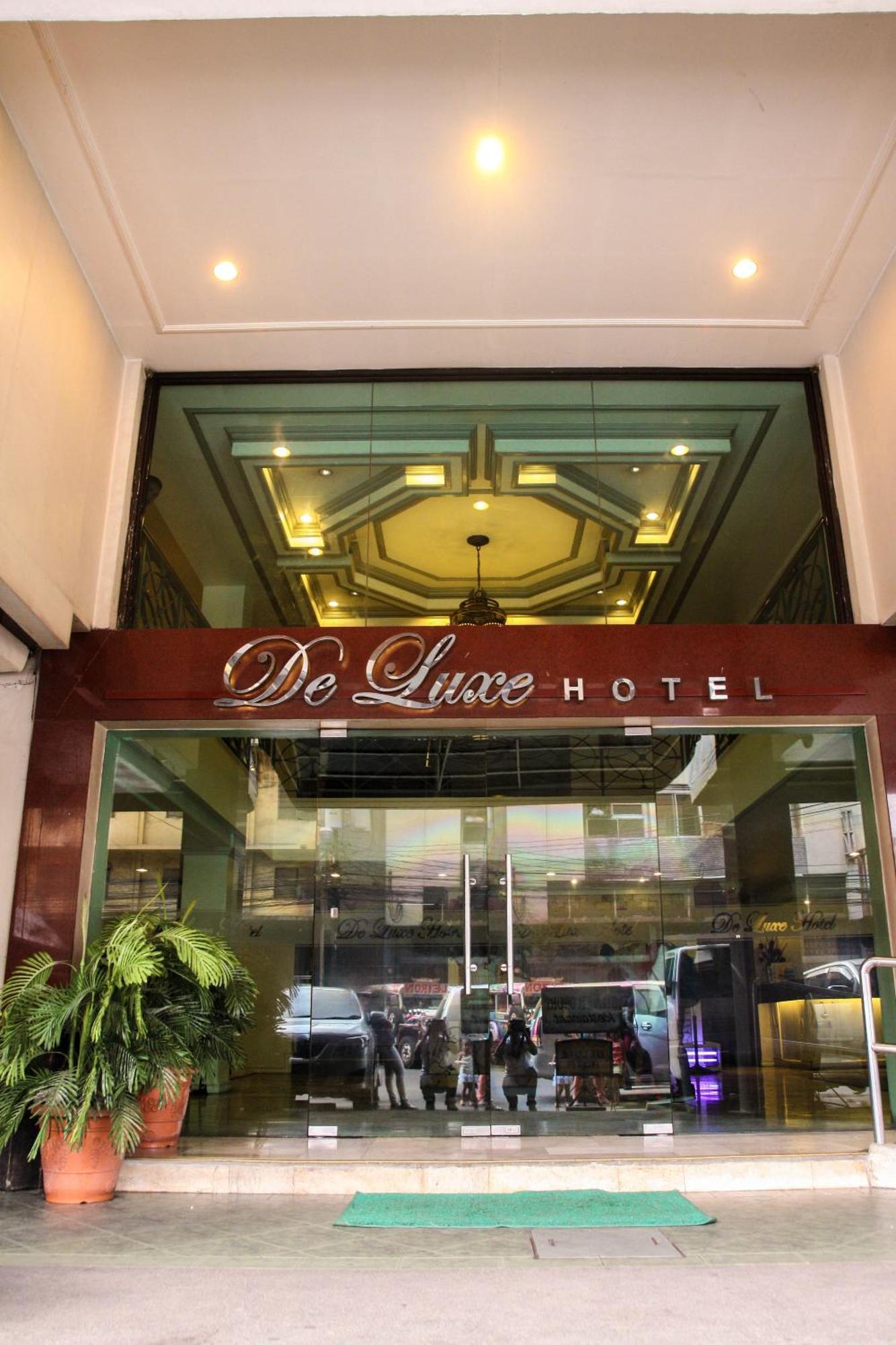 De Luxe Hotel Cagayan de Oro Buitenkant foto